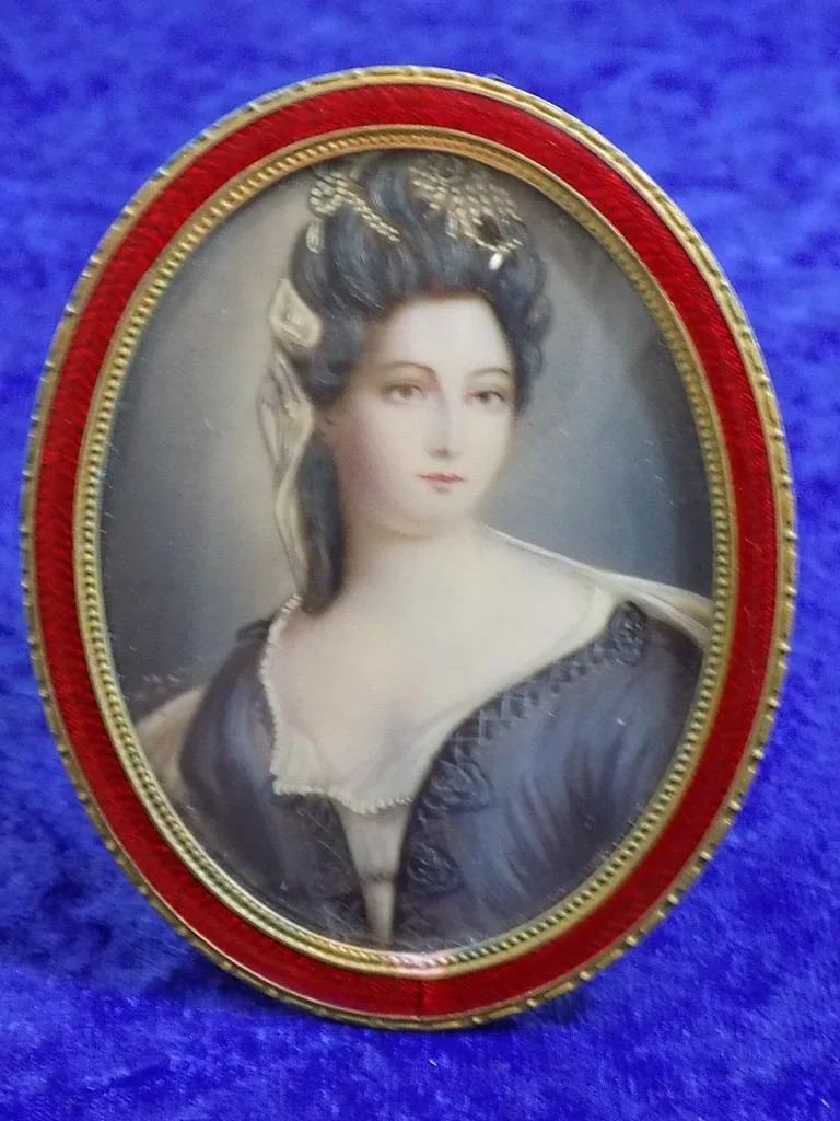 Biedermeier Miniaturist Couache Porträit Brustbild Adlige Emaille Sign. 19.Jhd