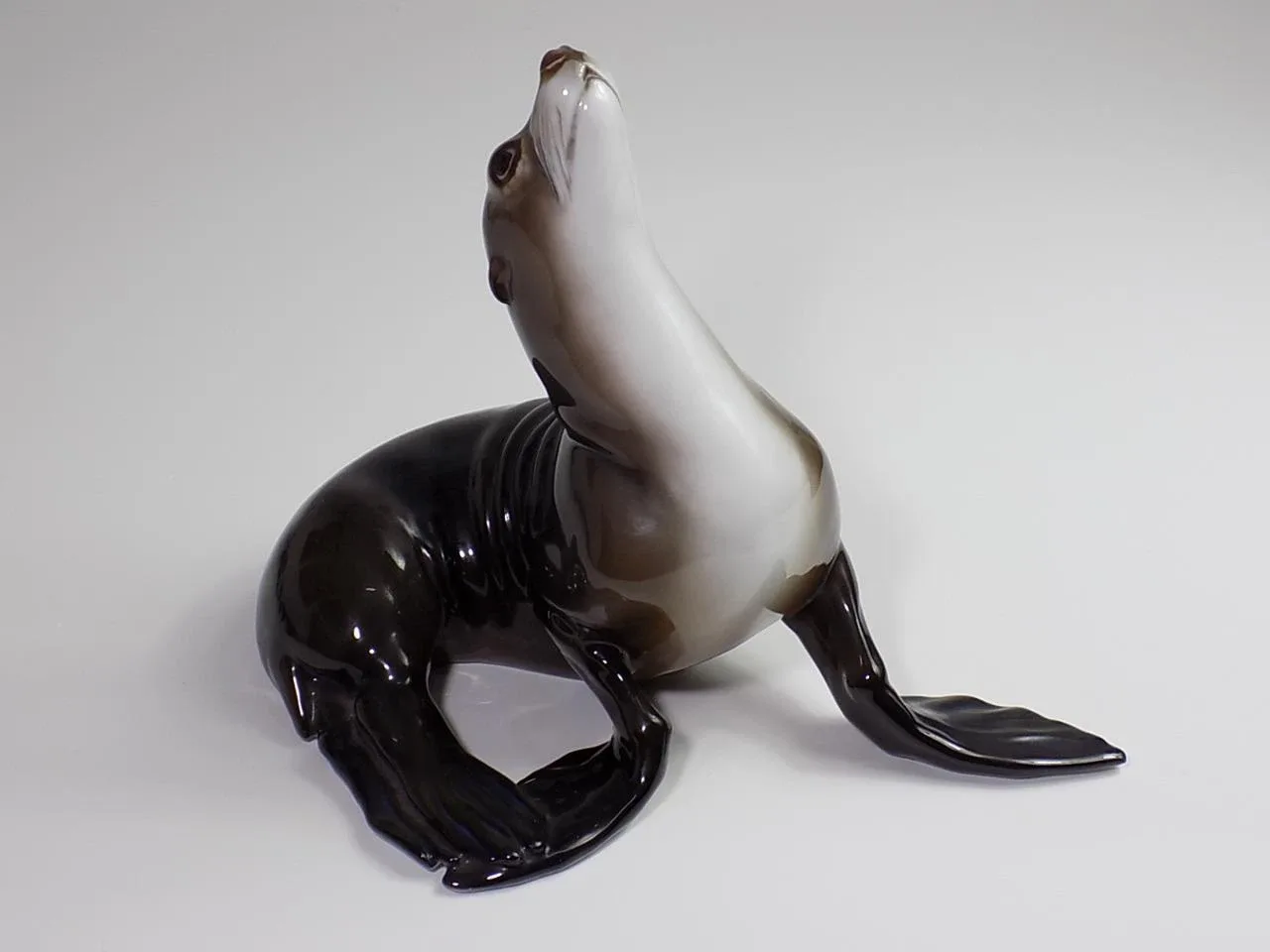 Art Deco Rosenthal Figur großer Seehund Entwurf Th.Kärner Porzellan 1.Wahl