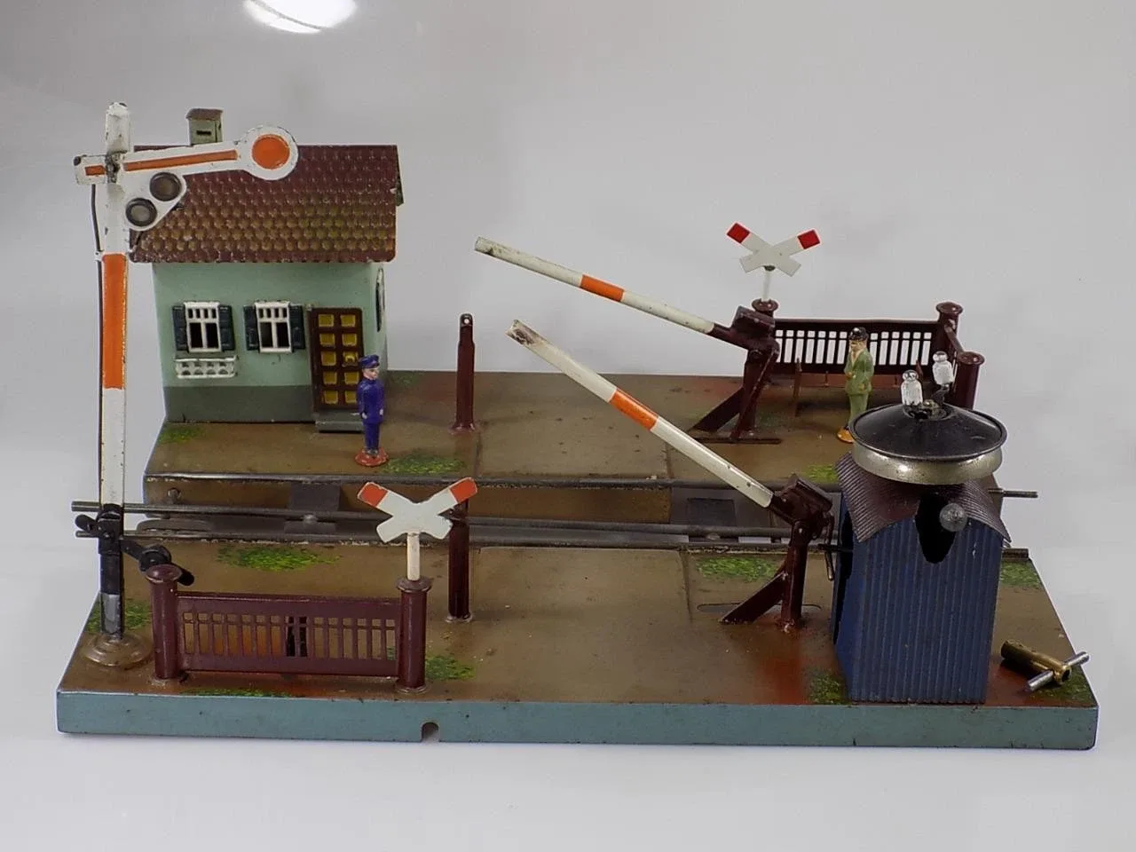 Rare Original Märklin Spur 1 Bahnübergang Bahnwärterhaus Antikspielzeug 20.Jhd
