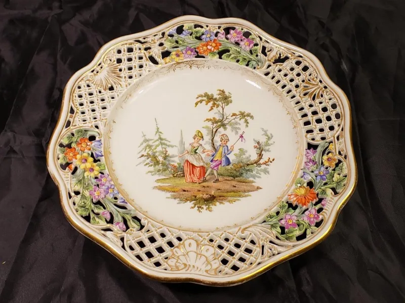 Antiker Meissen Durchbruch Teller Galante Zene Watteaumalerei Floral Porzellan