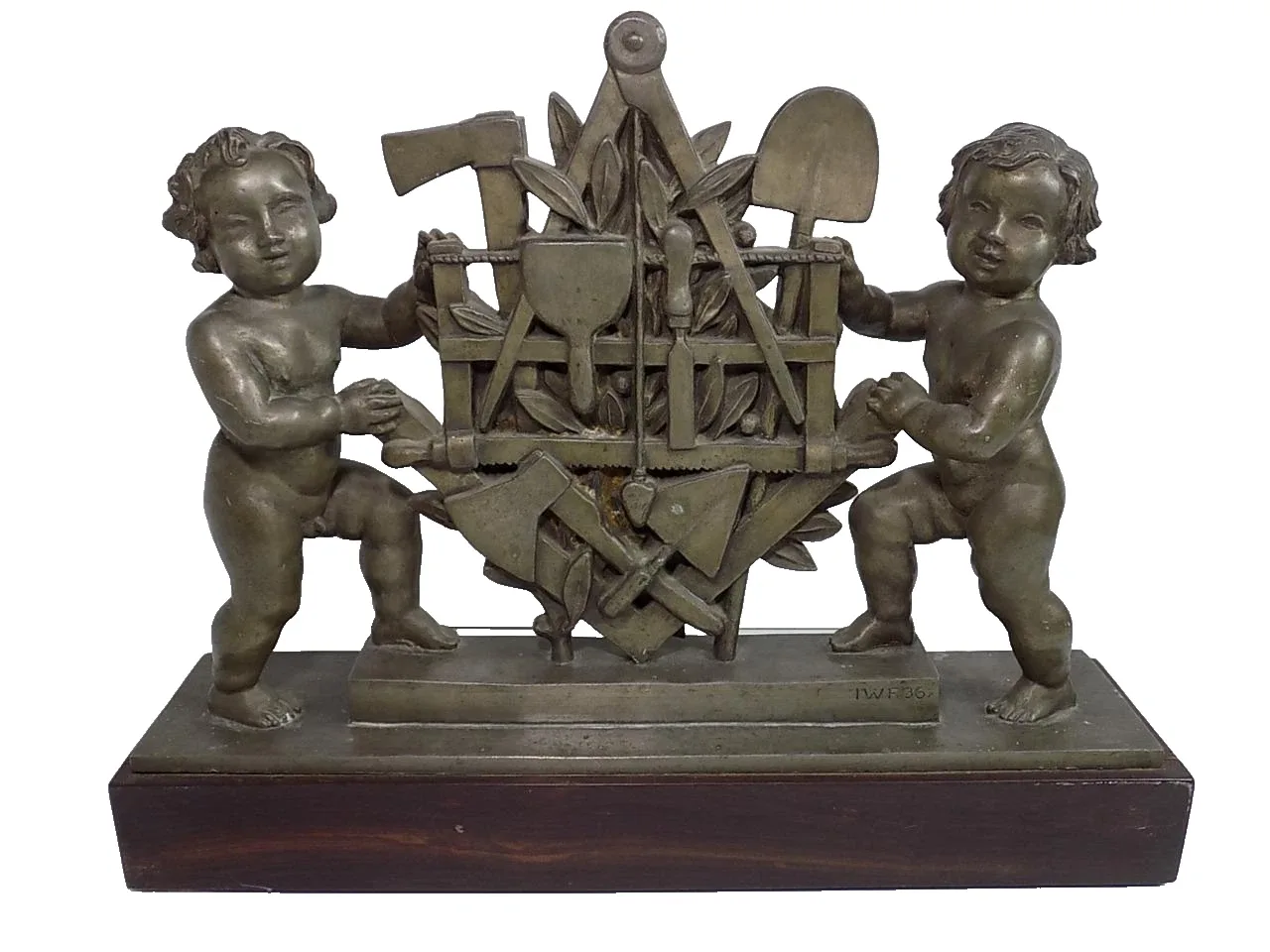 Original Große Skulptur Puttis mit Zunftzeichen Jakob Wilhelm Fehrle 1936 Rare