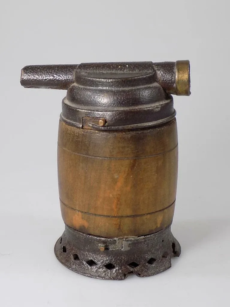 Rare Historismus Reiseaschenbecher Zigaretten Faß Holz Metall 20.Jhd