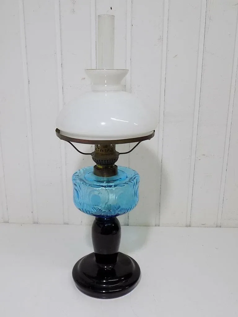 Vintage Jugendstil Petroleumlampe Böhmen Glas Blau Glasschirm 20.Jhd
