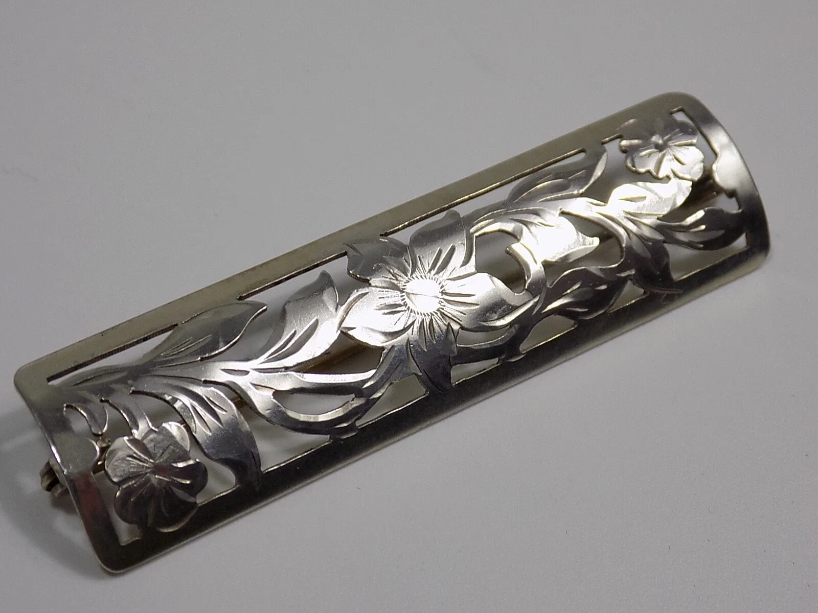 Vintage Antike Brosche 835er Silber Muster Floral Antikschmuck