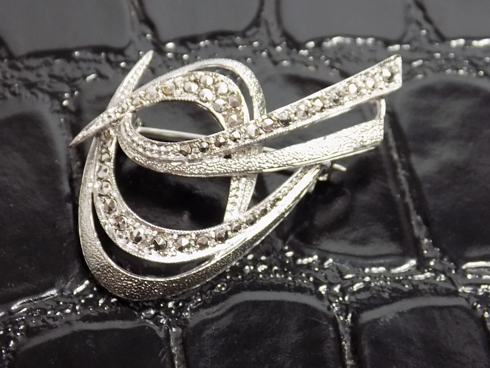 Vintage Jugendstil Charm Damen Brosche Silber 835er Silber Markasiten Steine