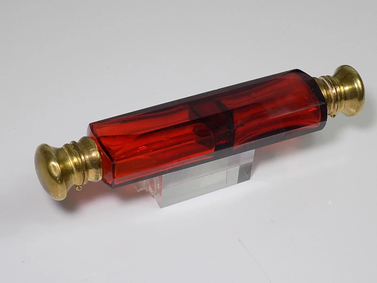 Jugendstil Parfümflakon Doppelflakon Silbermontur Kristallglas Schliff Rubin