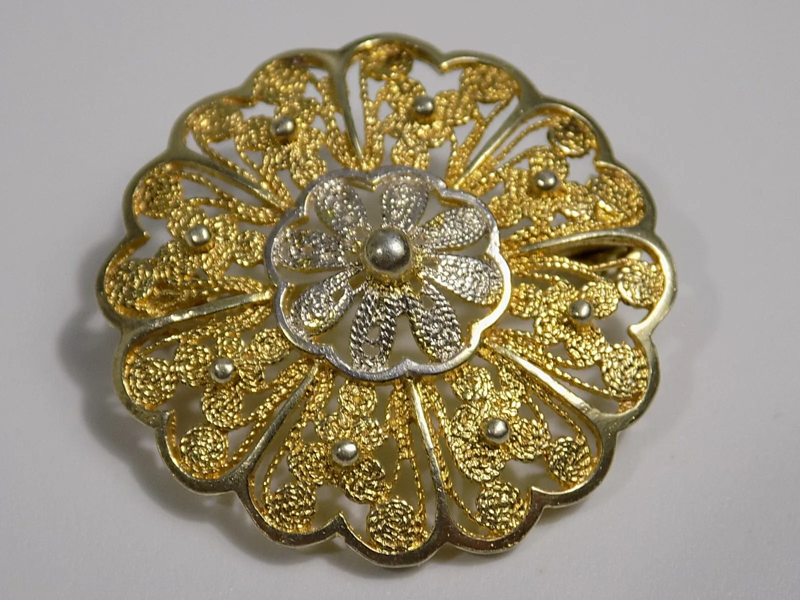 Antike Brosche Silber Vergoldet Filigran Floral Antikschmuck