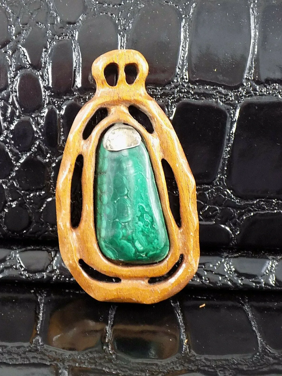 Vintage Designer Damen Holzschmuck Anhänger Edelstein Malachit Edelholz Mode