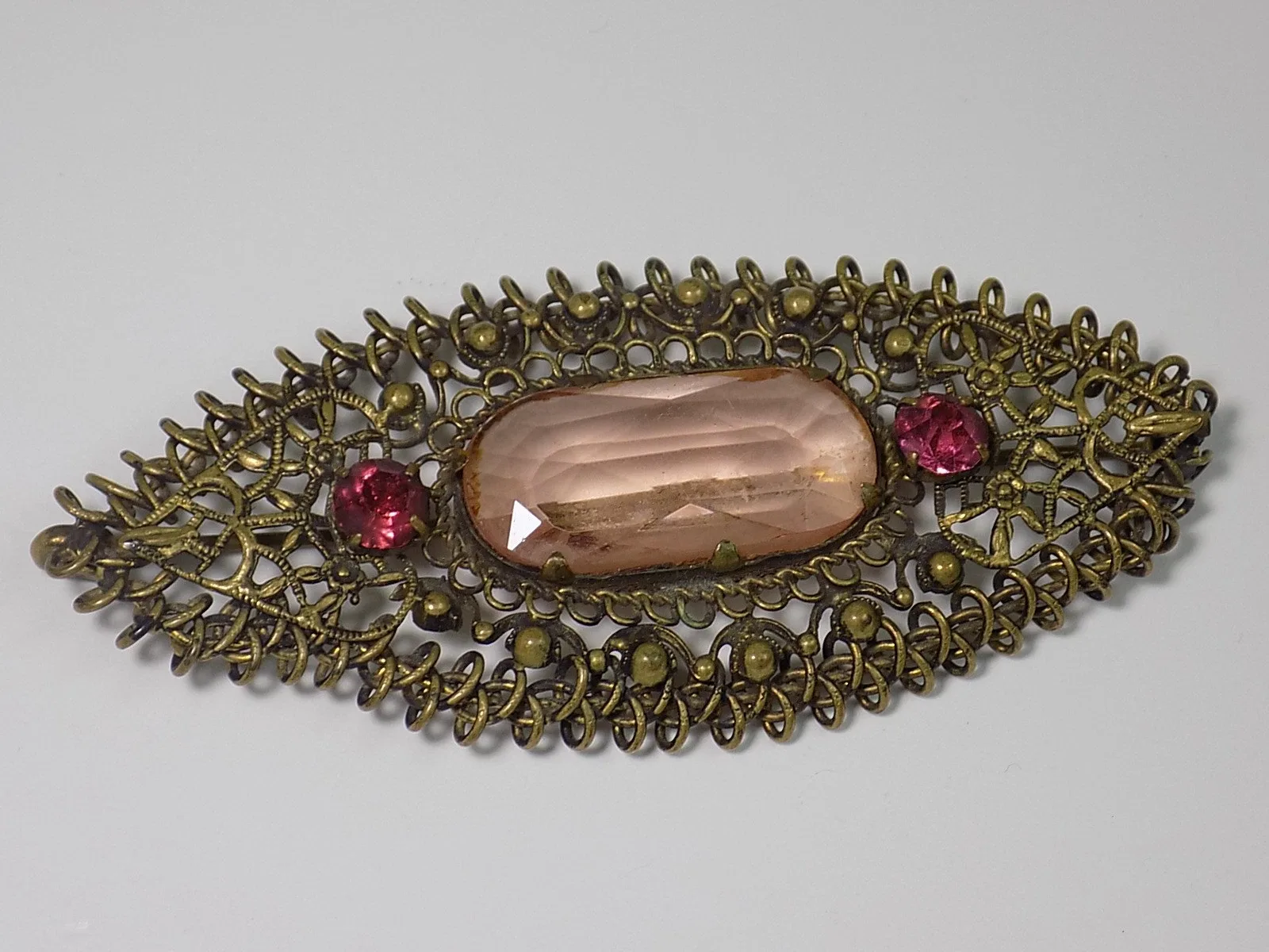 Antike Jugendstil Charm Brosche Anhänger Messing Vergoldet Floral 3 Edelsteine