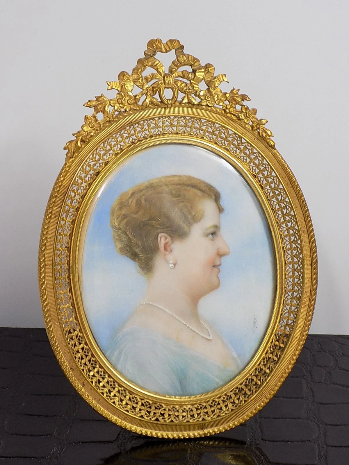 Jugendstil Bilderrahmen Portrait einer Dame Gemälde Floral Messing 20.JHD