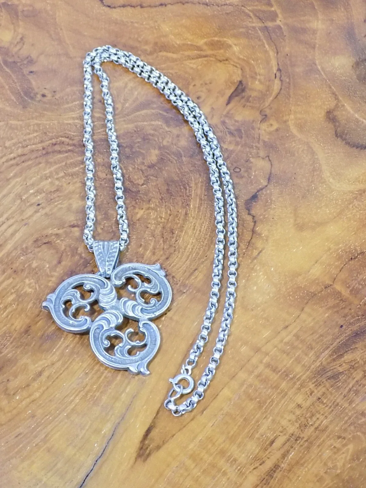 Vintage Erbskette Anhänger 825er Silber Fleur de Lys Ornament Antikschmuck