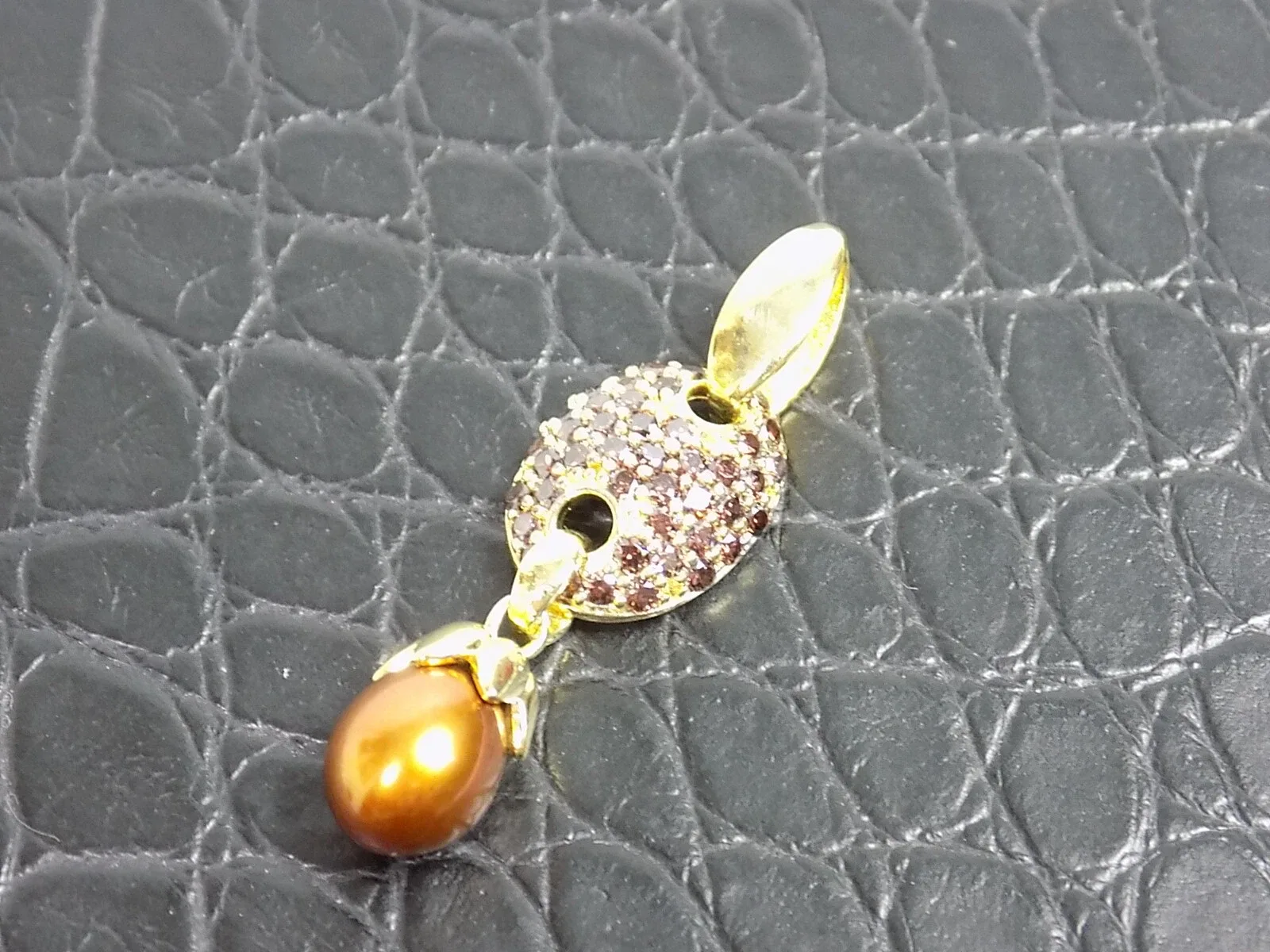 Eleganter Charm Damen Anhänger 925er Silber Vergoldet Perle Roter Granaten