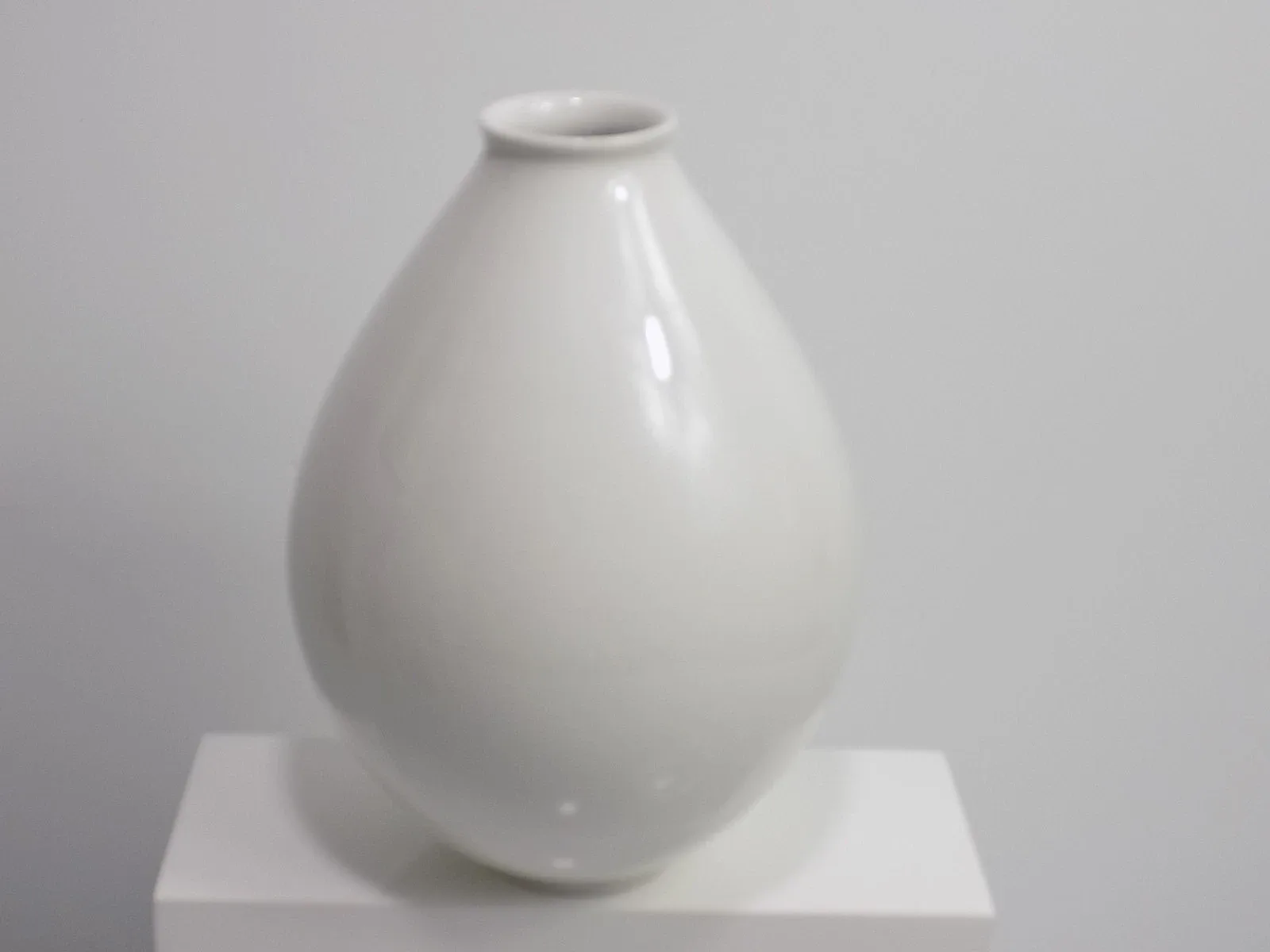 Vintage KPM Berlin Vase Porzellan Weiß Bauchig geformt Blaue Zeptermarke 1.Wahl