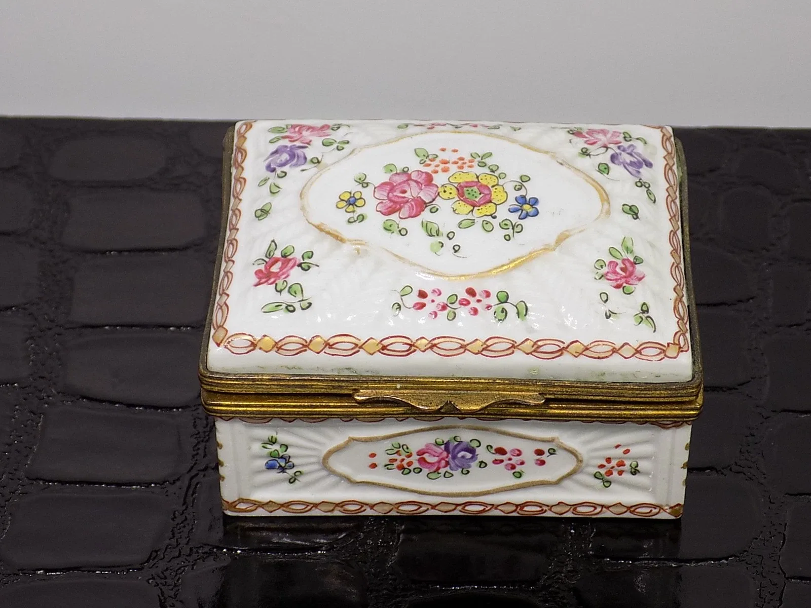 Antike Jugendstil Porzellan Tabatiere Floral Messing Edmé Samson Paris 20.JHD